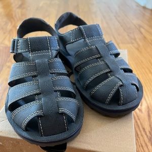 Boys UGG Josiah sandal